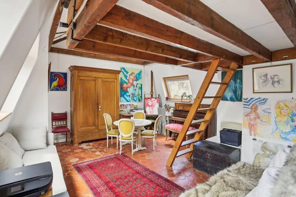 L'atelier Du Peintre - Grand Triplex Parisien * Париж